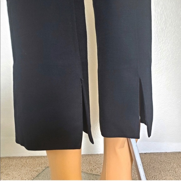 Theory black slacks back slit - Picture 16 of 16